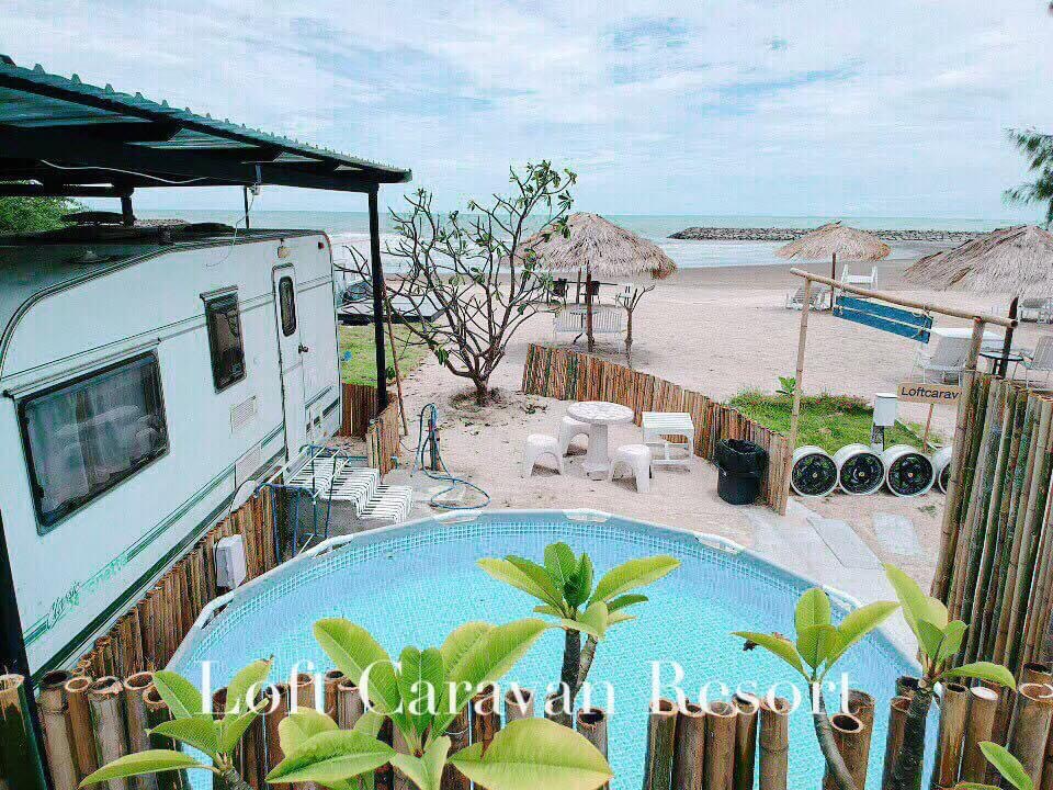 ลอฟท์ คาราวาน รีสอร์ท (Loft Caravan Resort) ที่พัก เพชรบุรี
